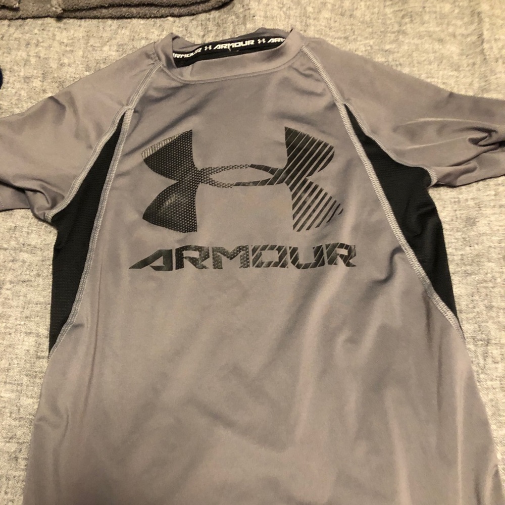 🦑UA shirt